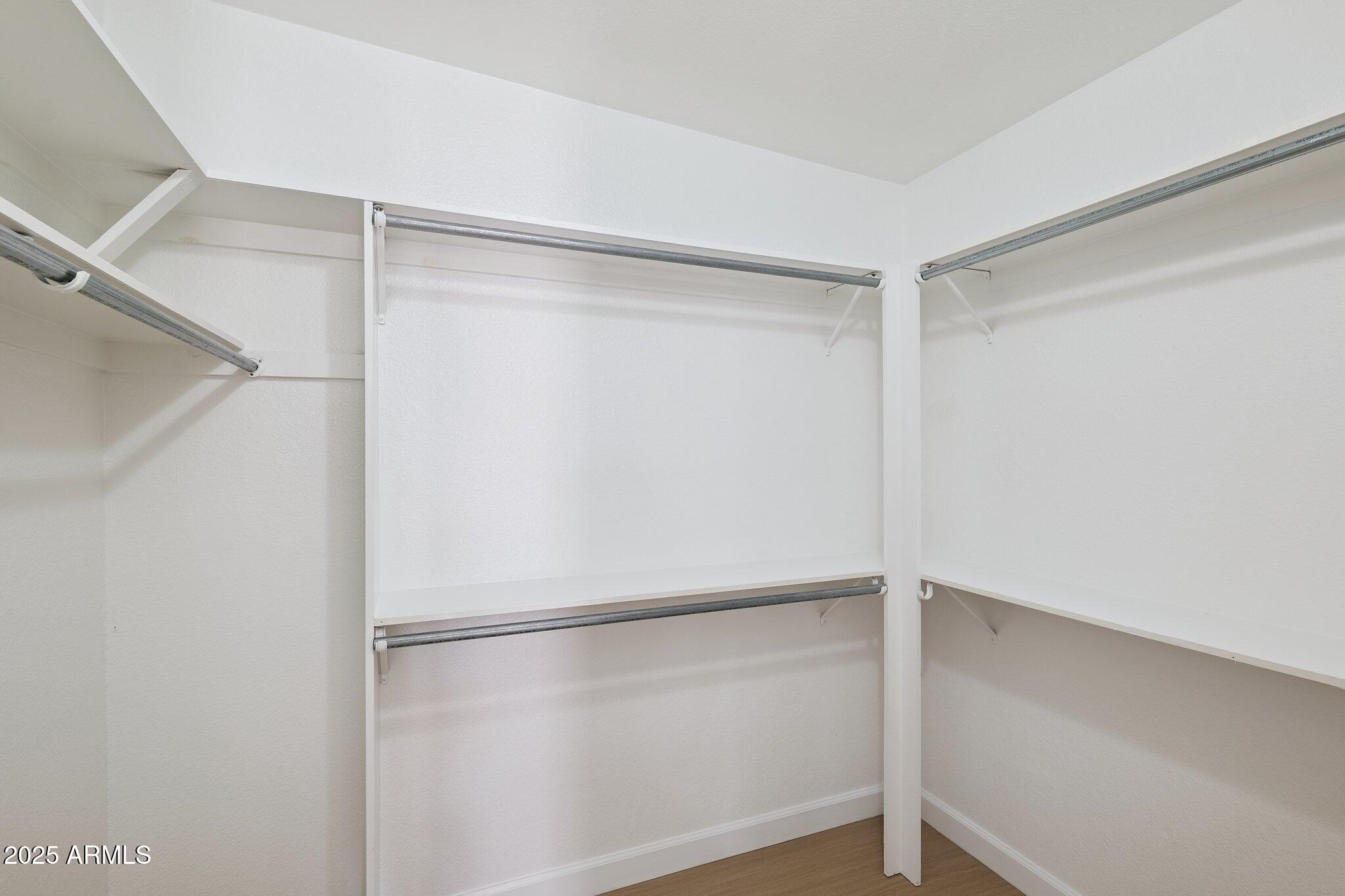 15 E KATHLEEN Road