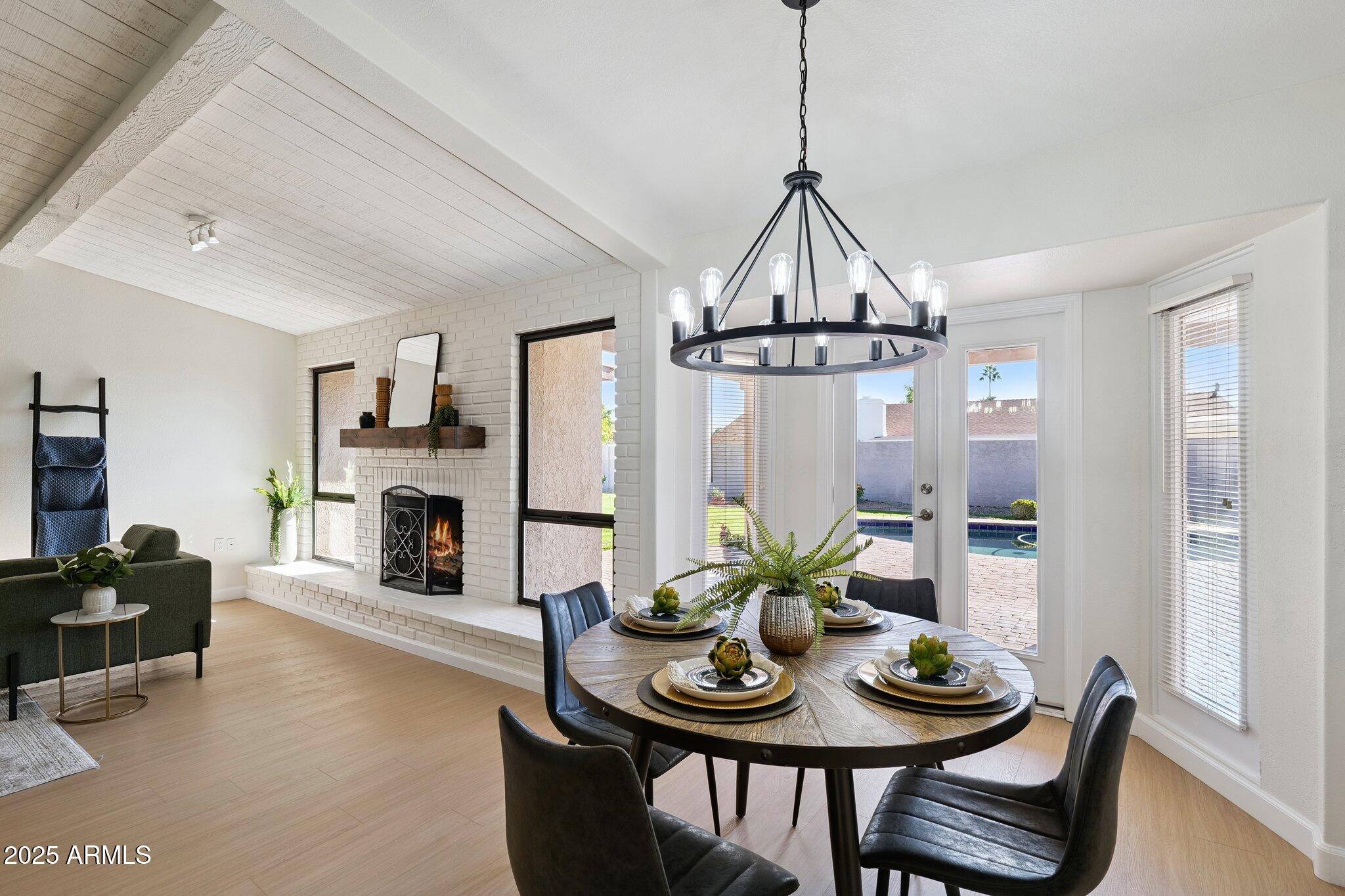 15 E KATHLEEN Road