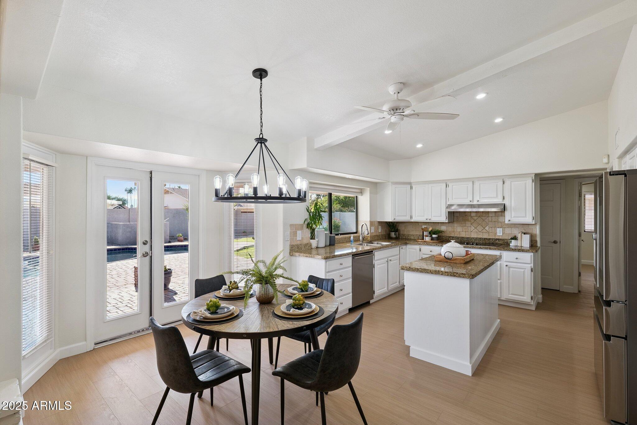 15 E KATHLEEN Road