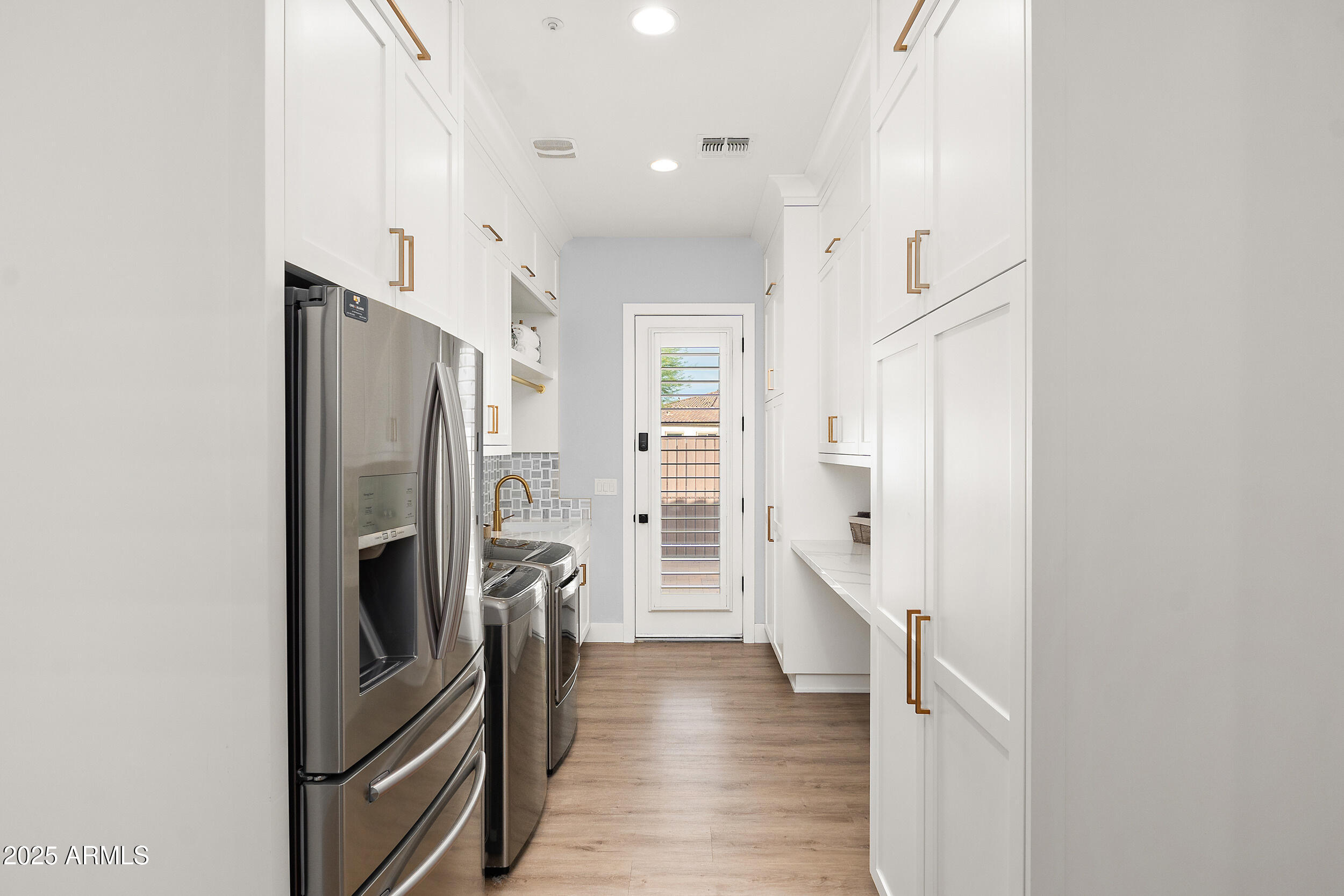 7749 W ARTEMISA Avenue