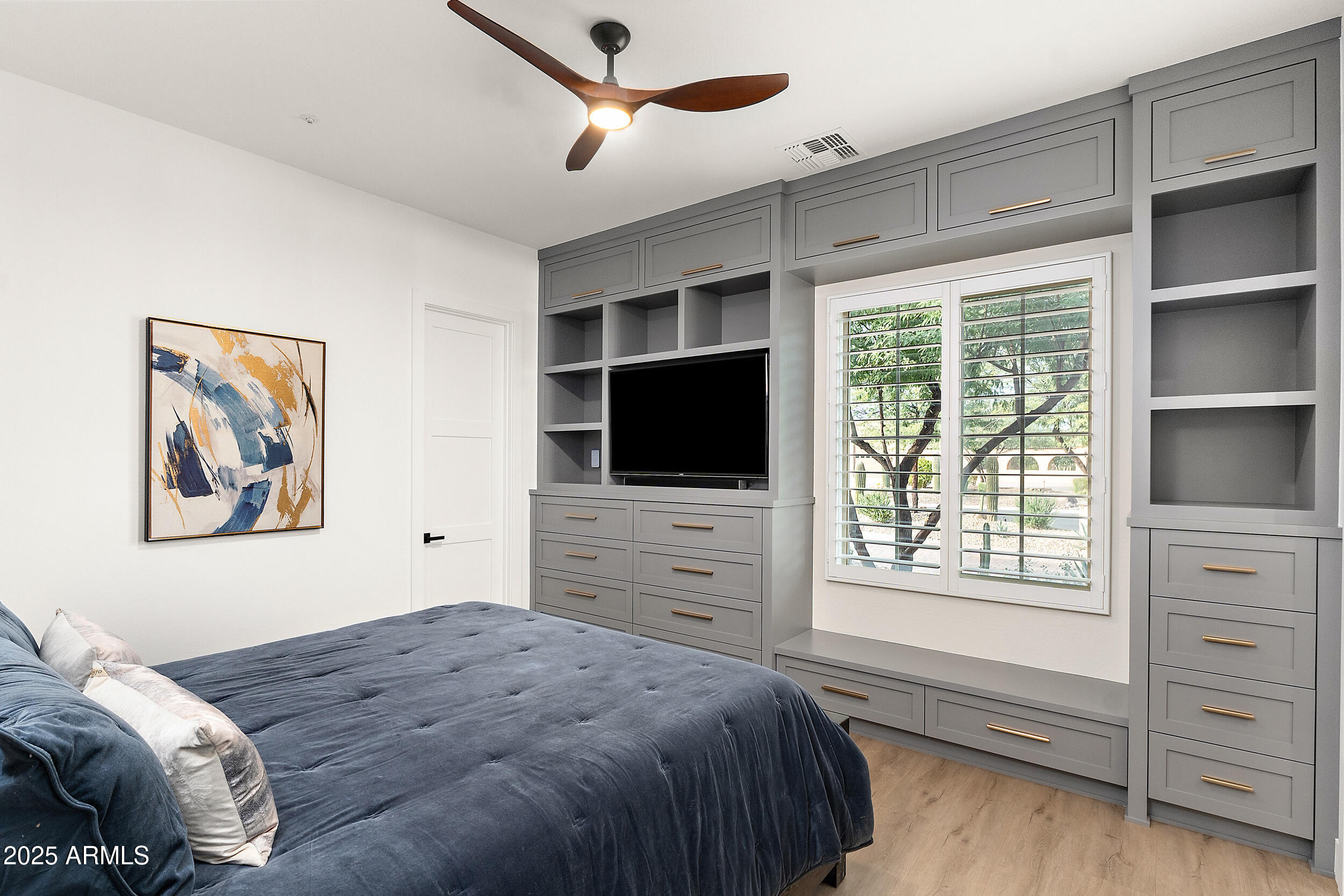 7749 W ARTEMISA Avenue