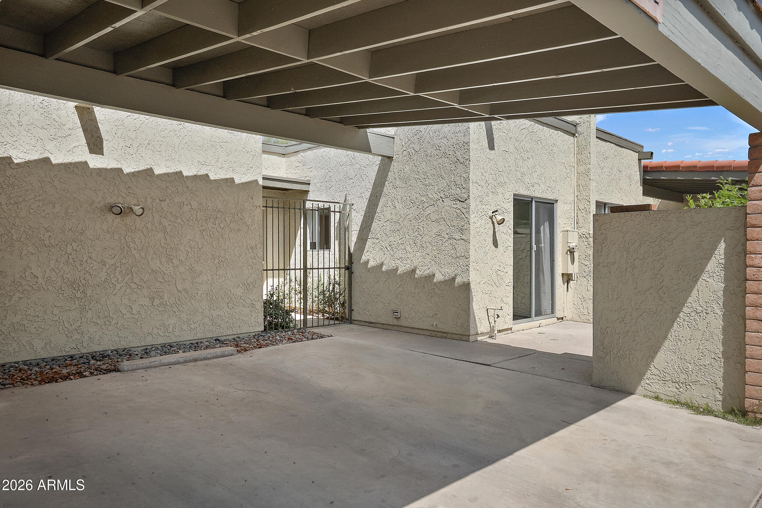 4322 N 28TH Way