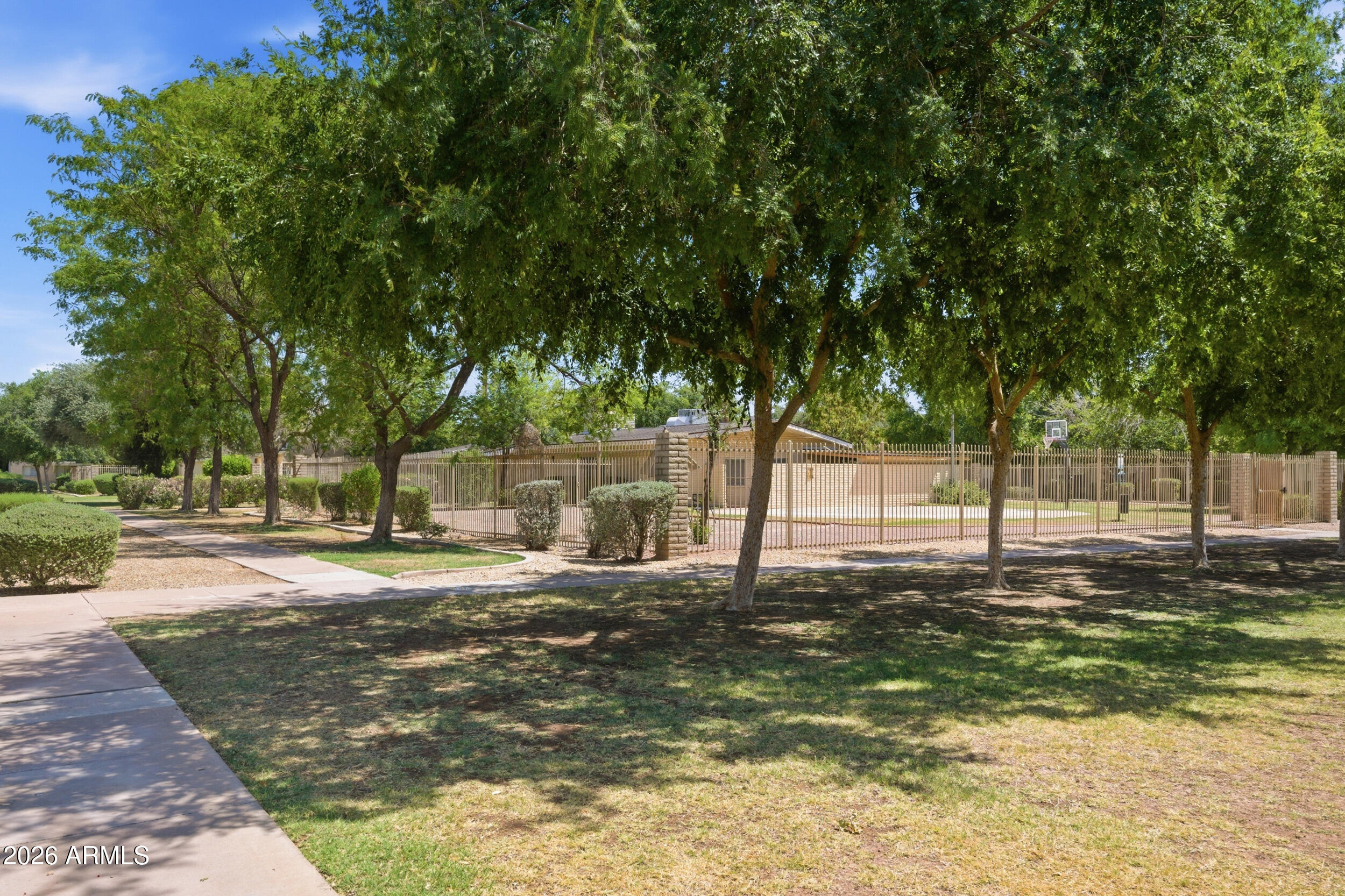 5805 N GRANITE REEF Road