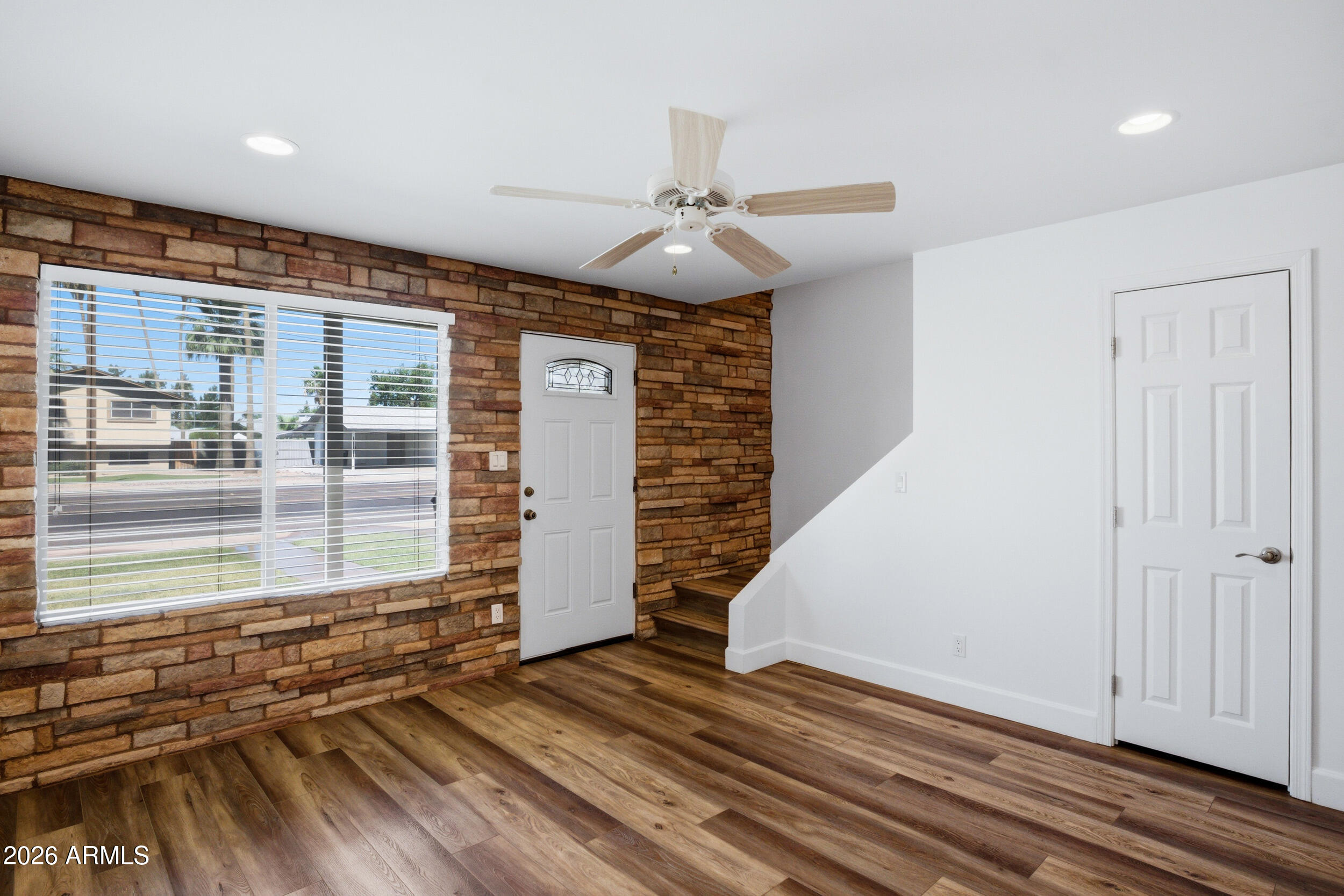5805 N GRANITE REEF Road