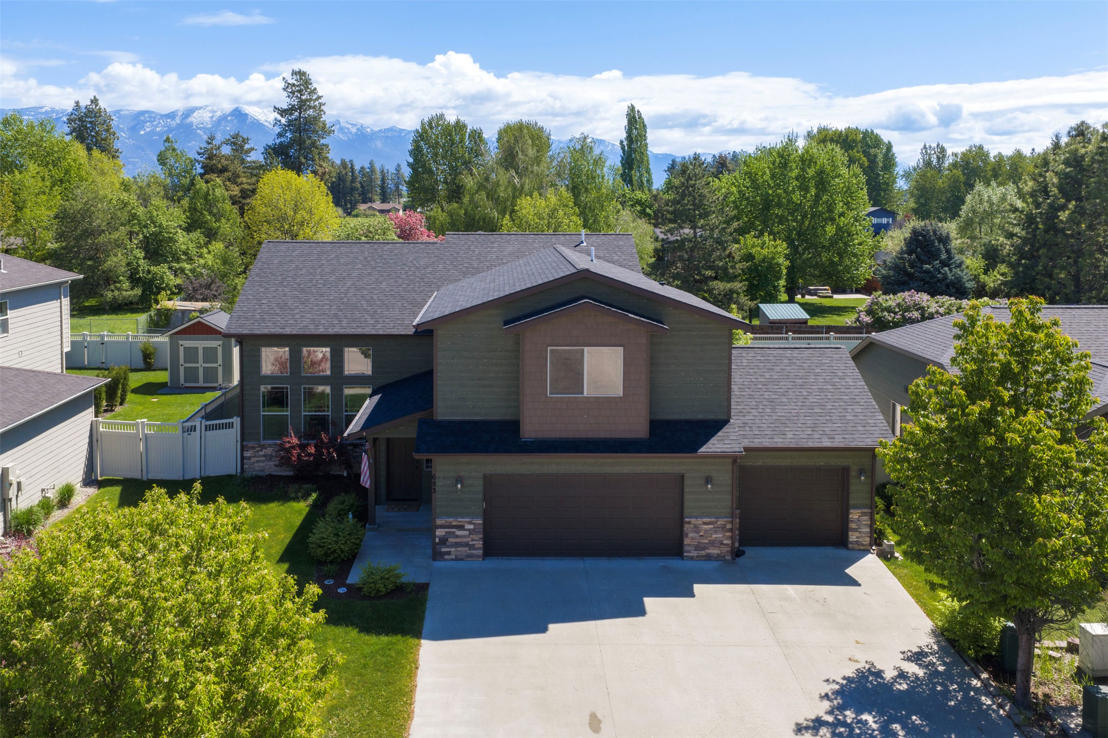 683 Mountain View Drive