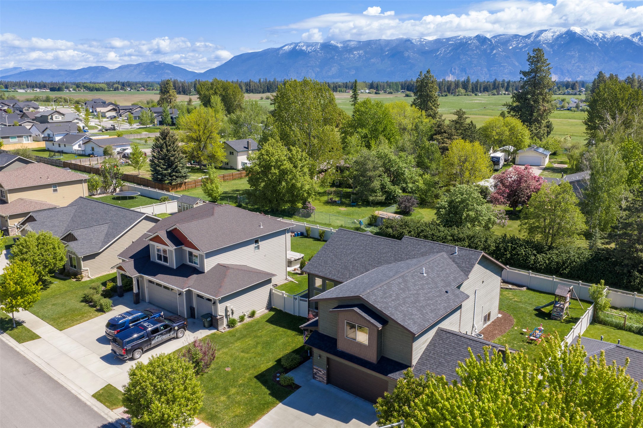 683 Mountain View Drive photo