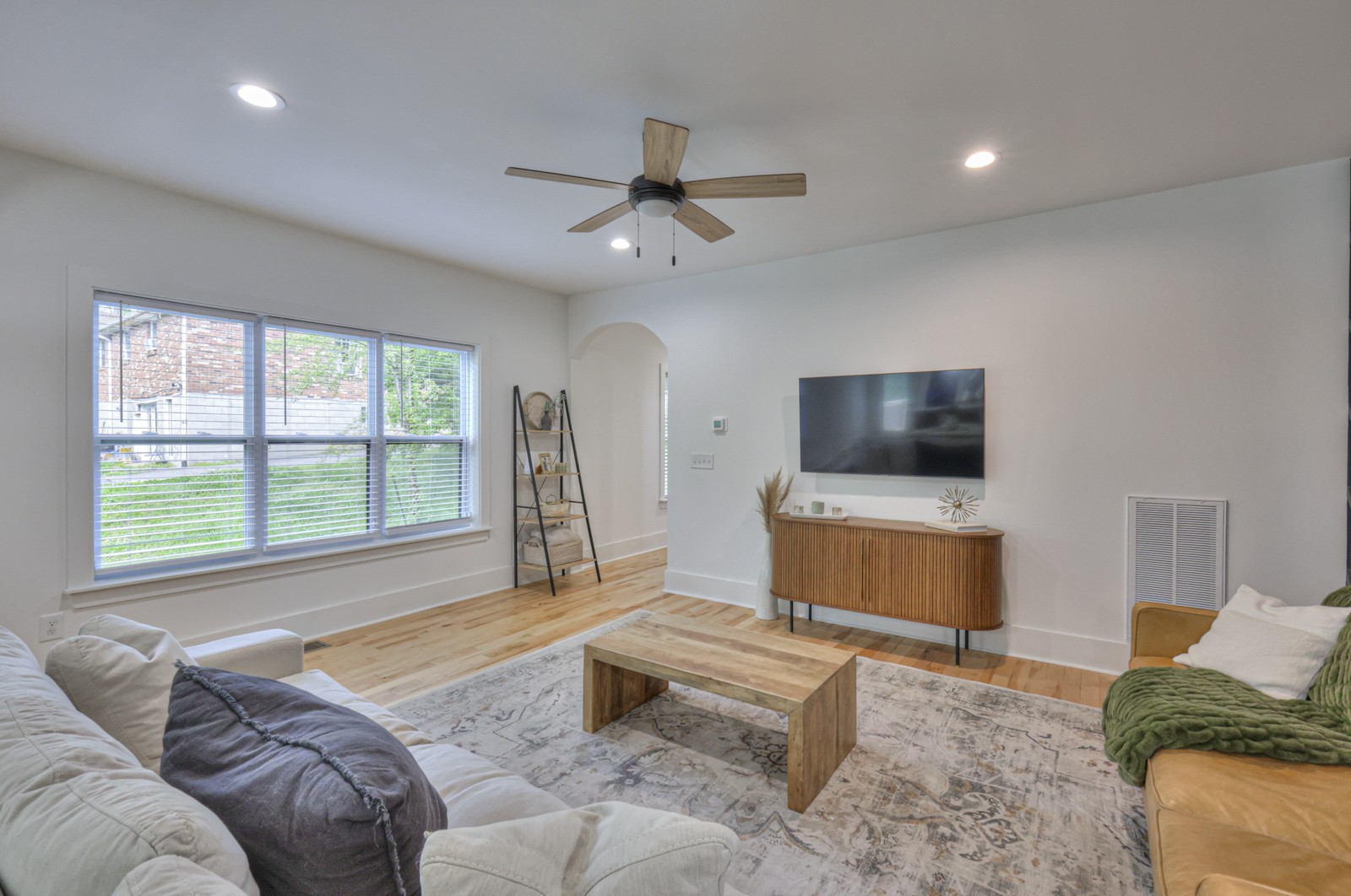 357 Dade Dr