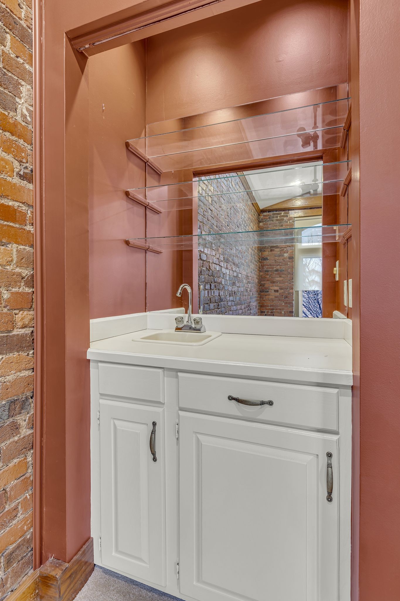 424 Main Street unit B