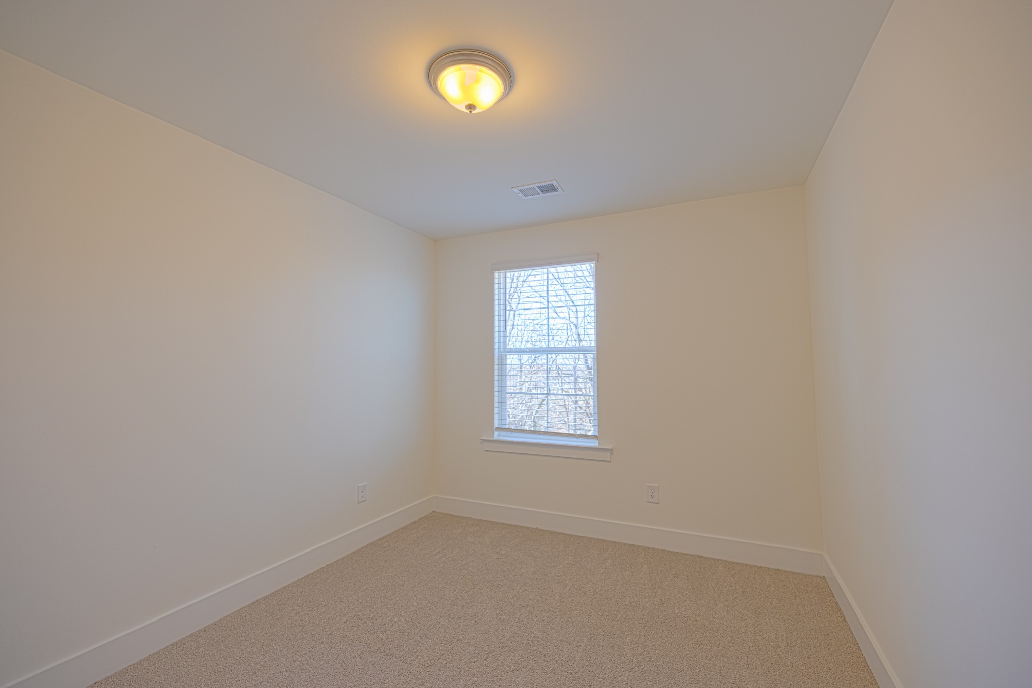 1049 Sweetleaf Dr