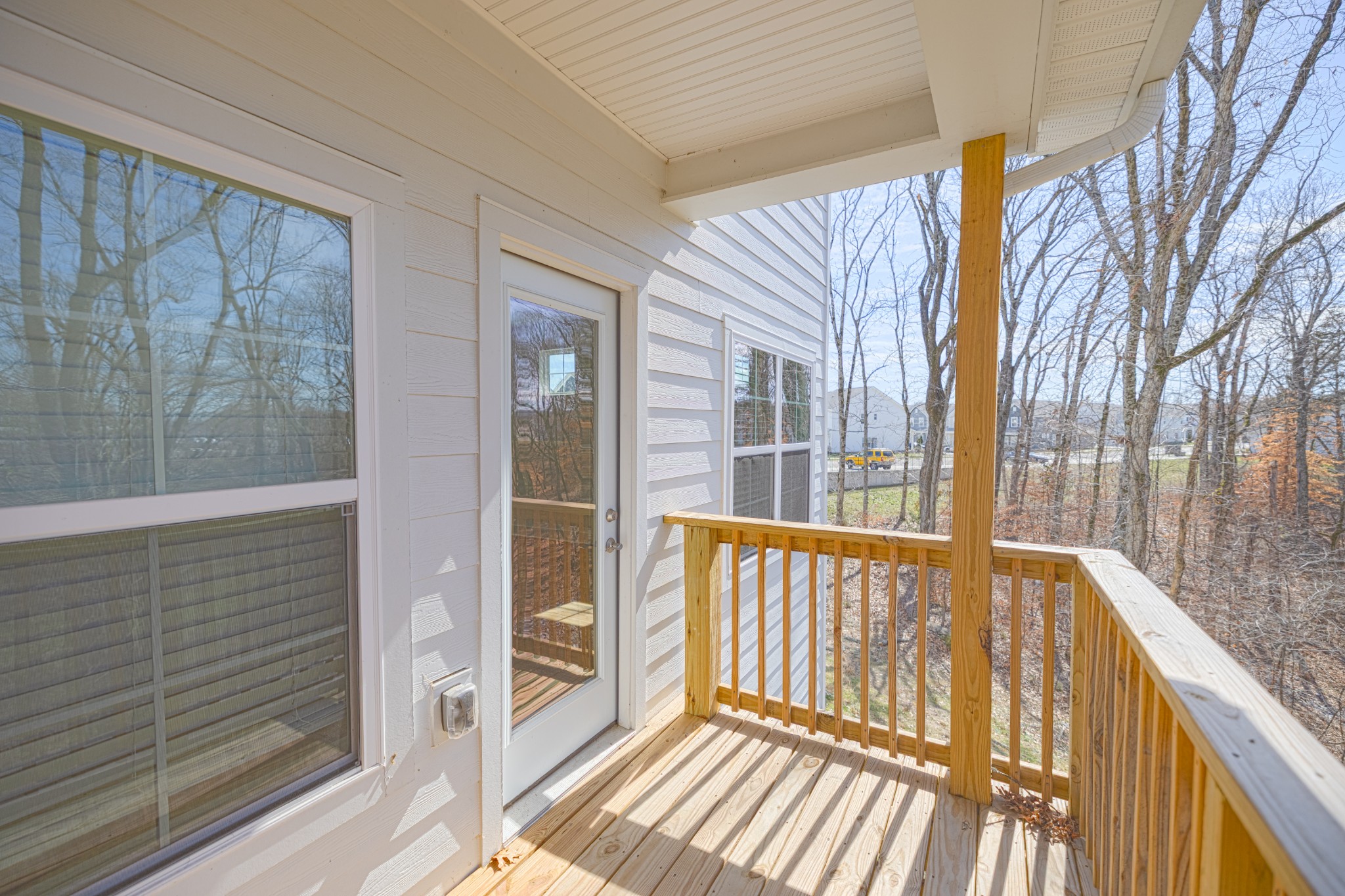 1049 Sweetleaf Dr