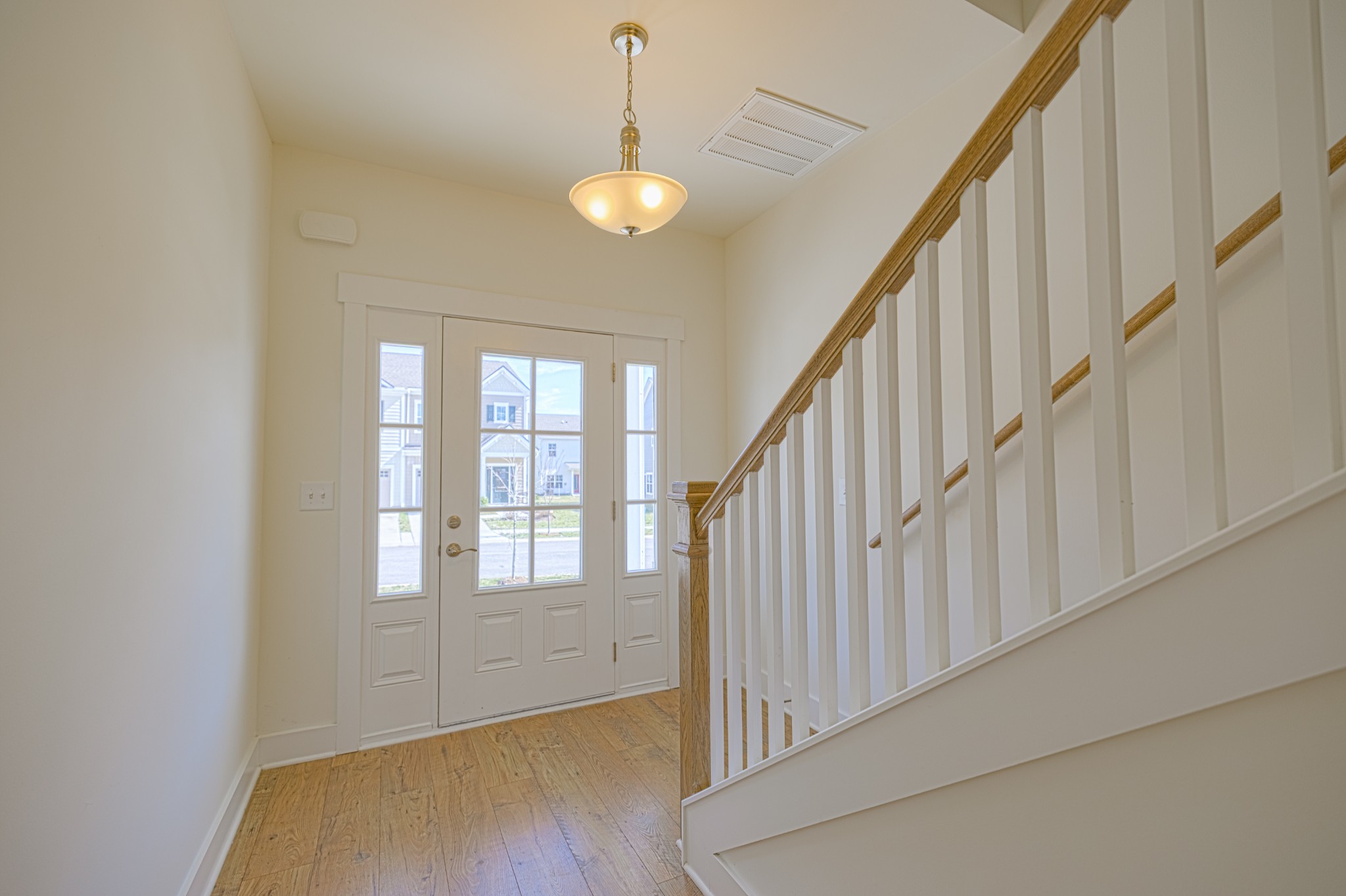 1049 Sweetleaf Dr