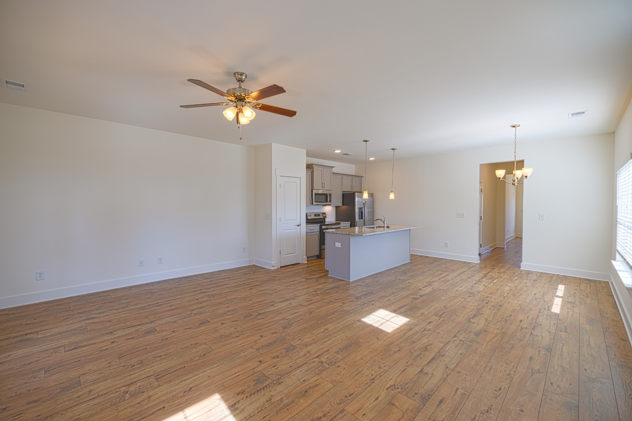 1049 Sweetleaf Dr