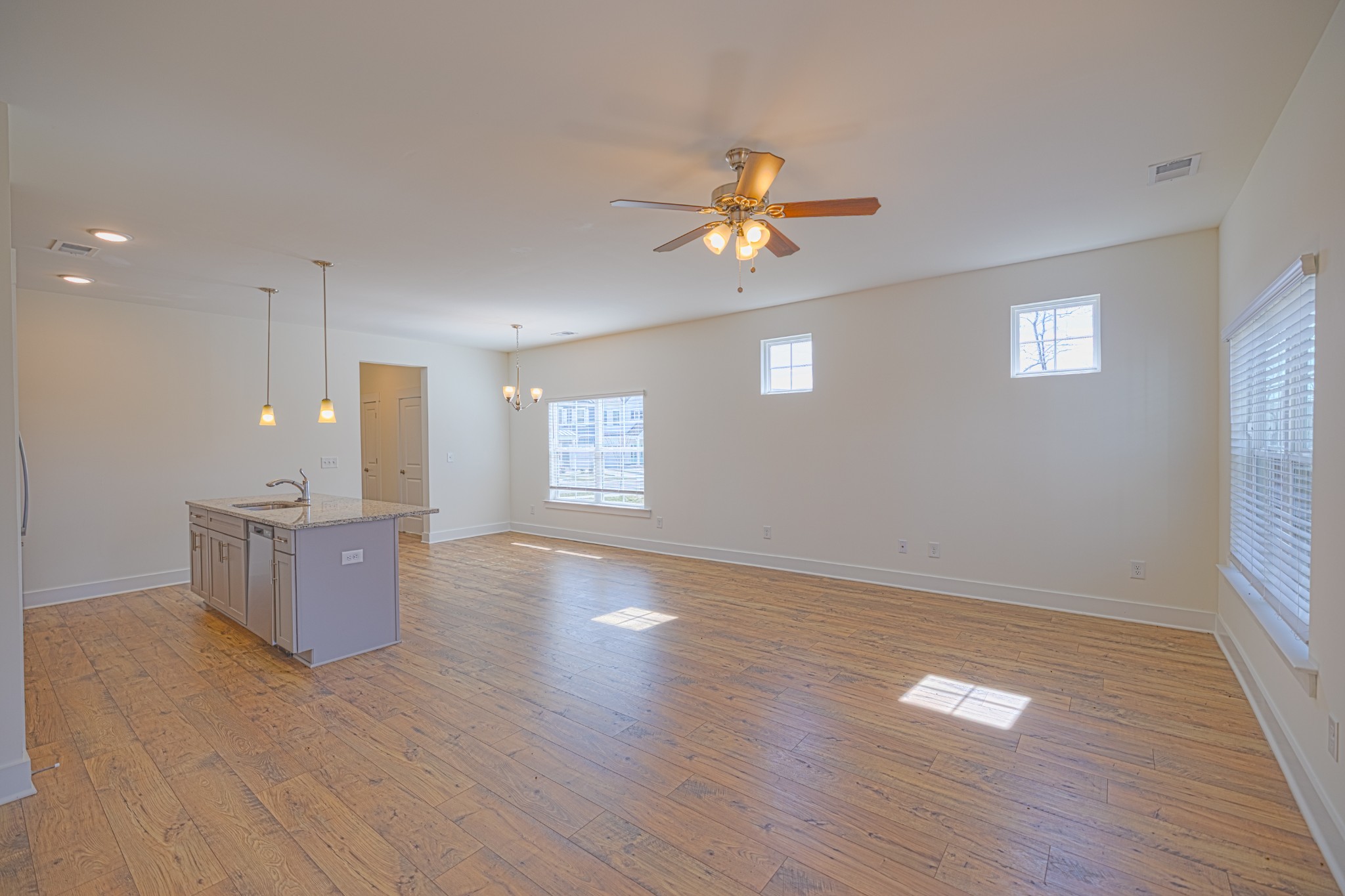 1049 Sweetleaf Dr
