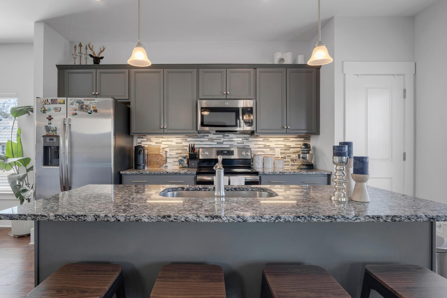 5003 Redbird Cir