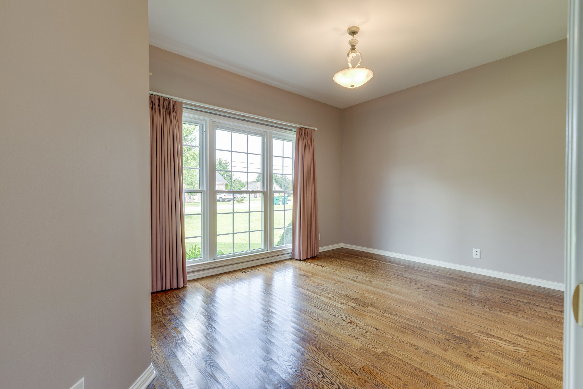2796 Jutes Drive
