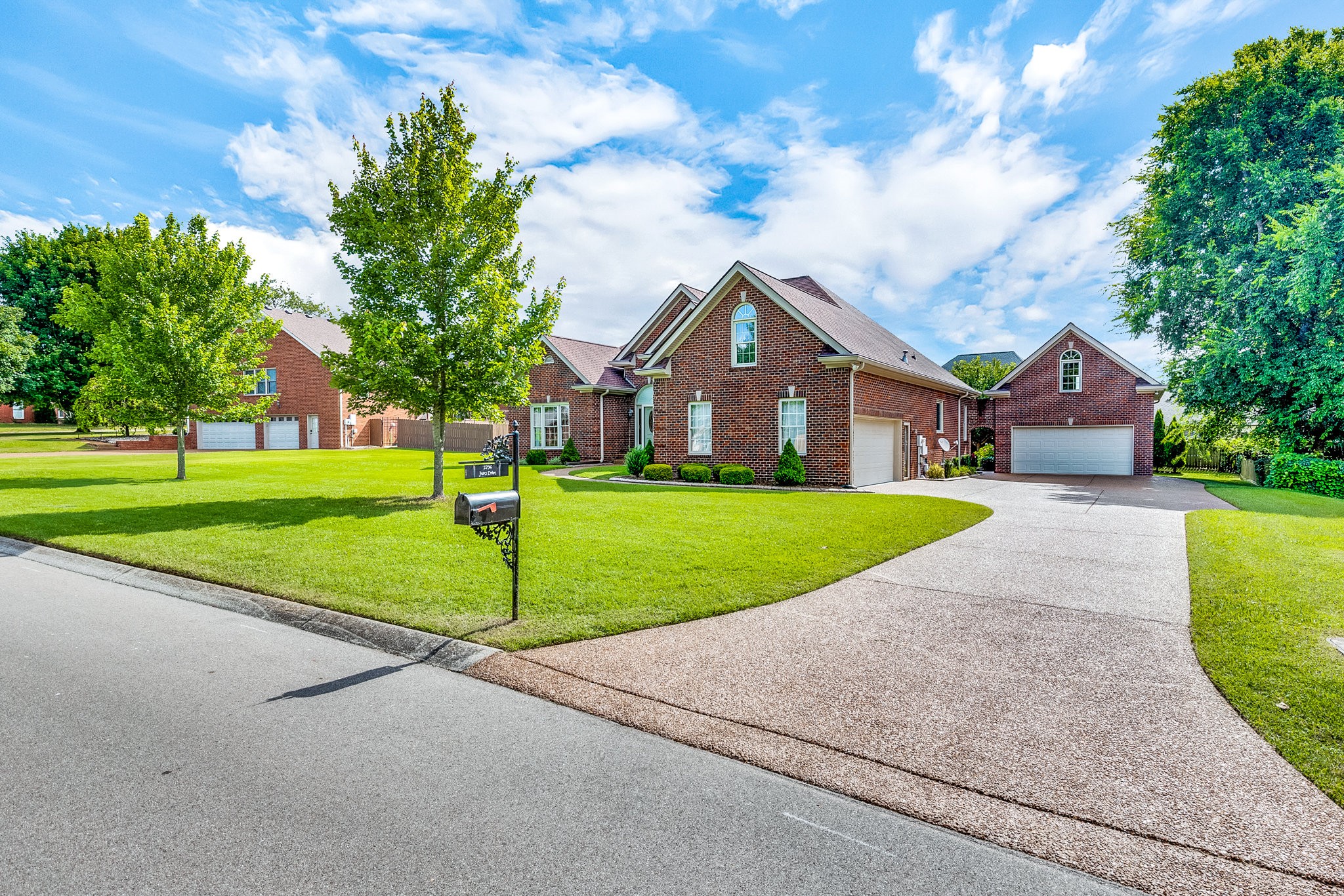 2796 Jutes Drive