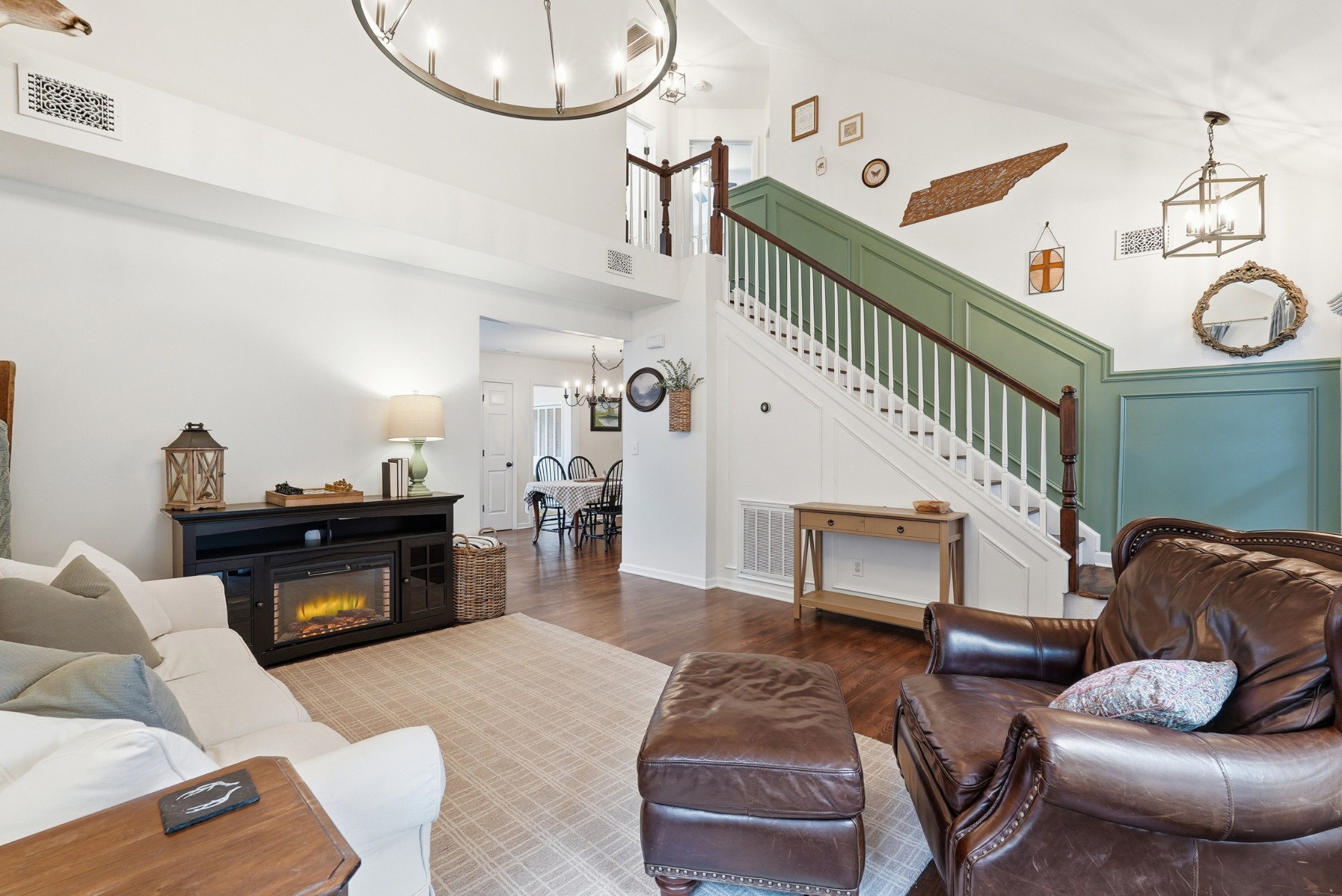 3239 Gardendale Dr