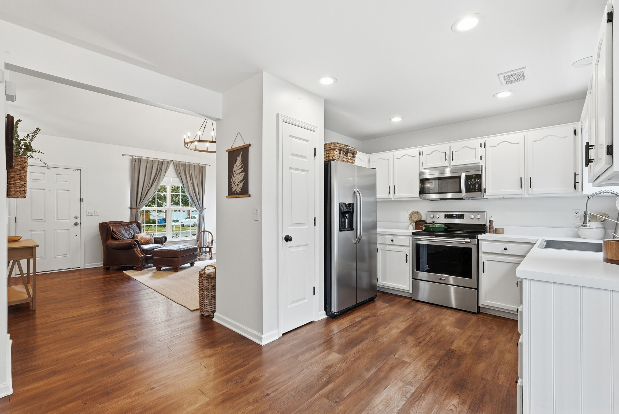 3239 Gardendale Dr