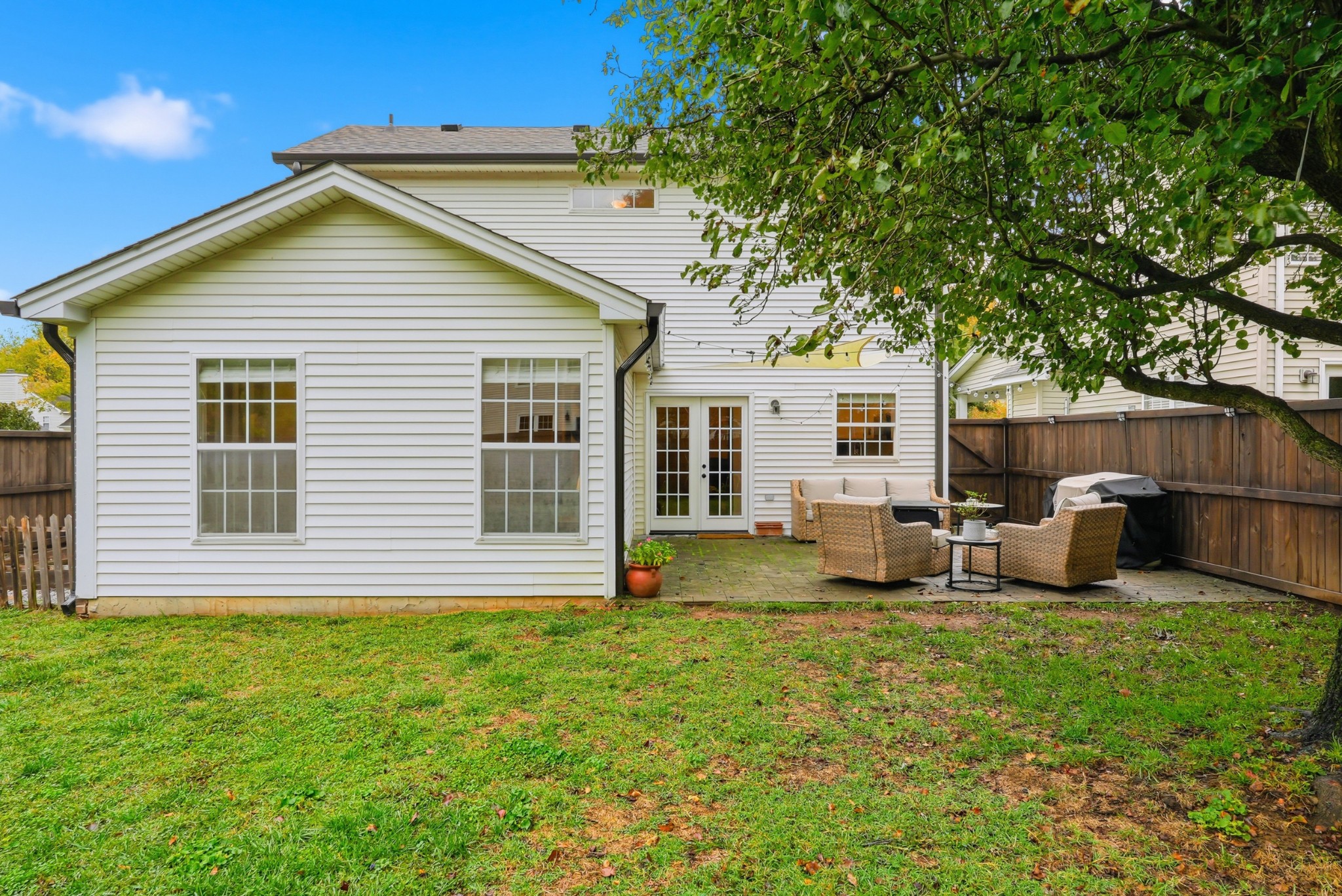 3239 Gardendale Dr