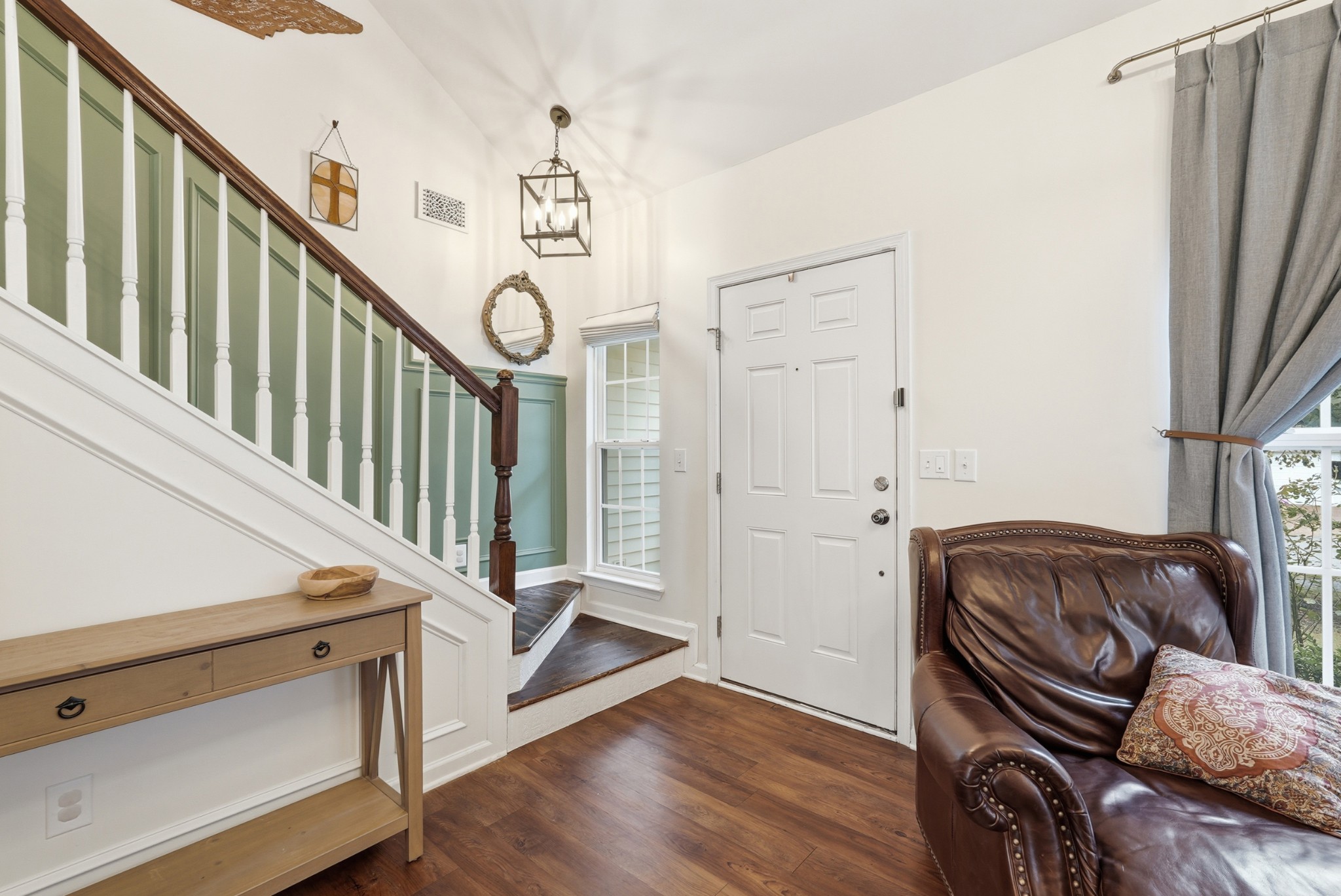 3239 Gardendale Dr