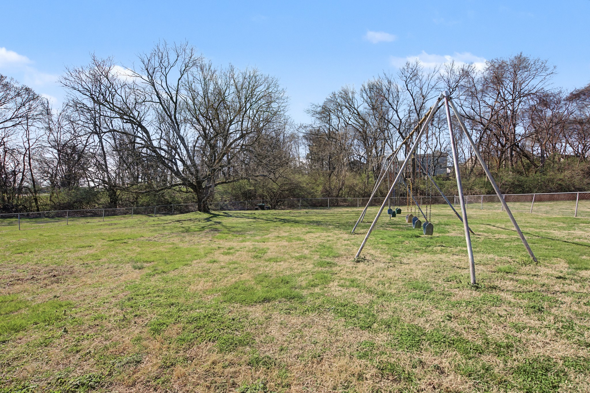 1301 Franklin Rd