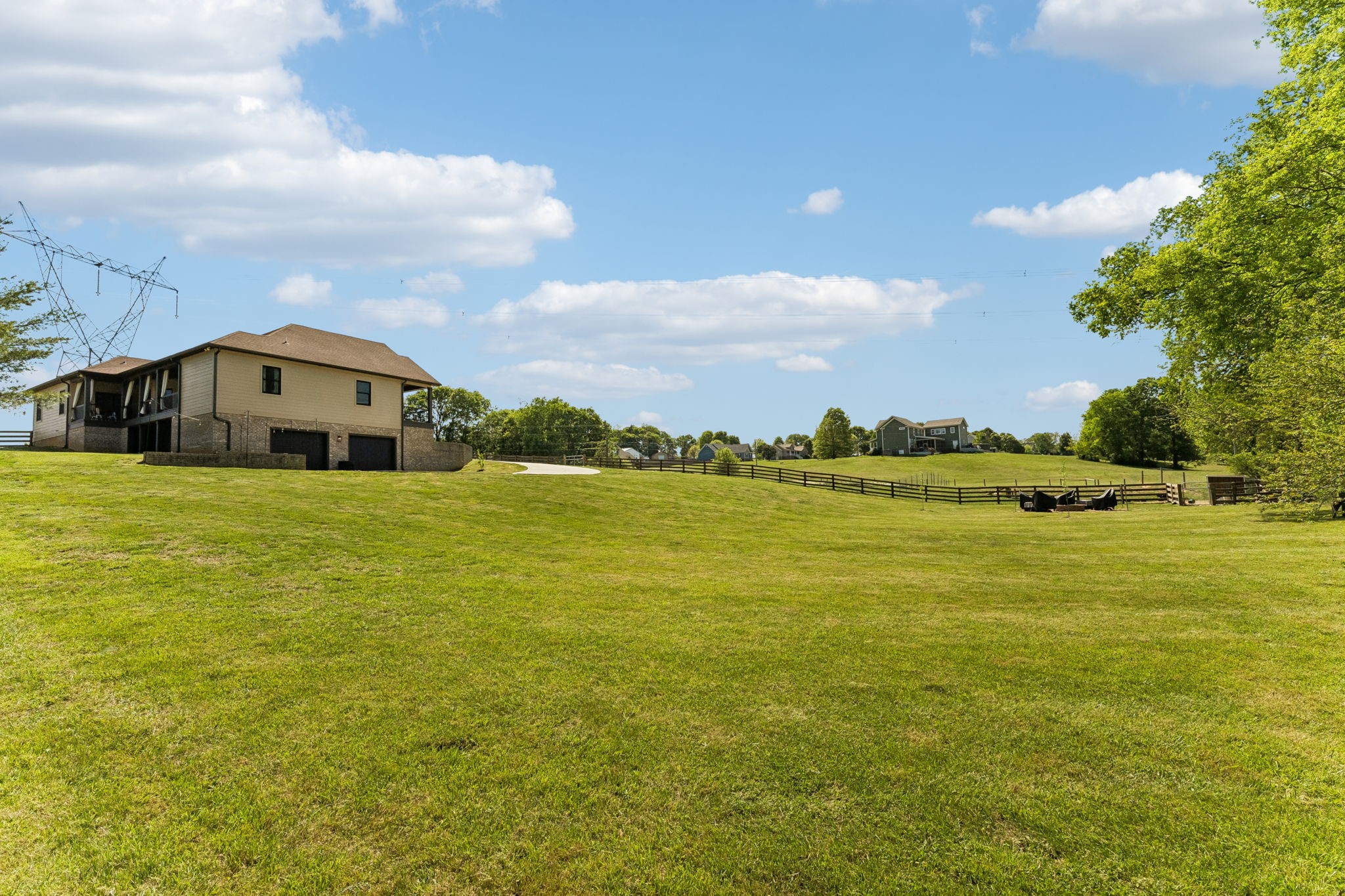 1201 Heelstone Ct