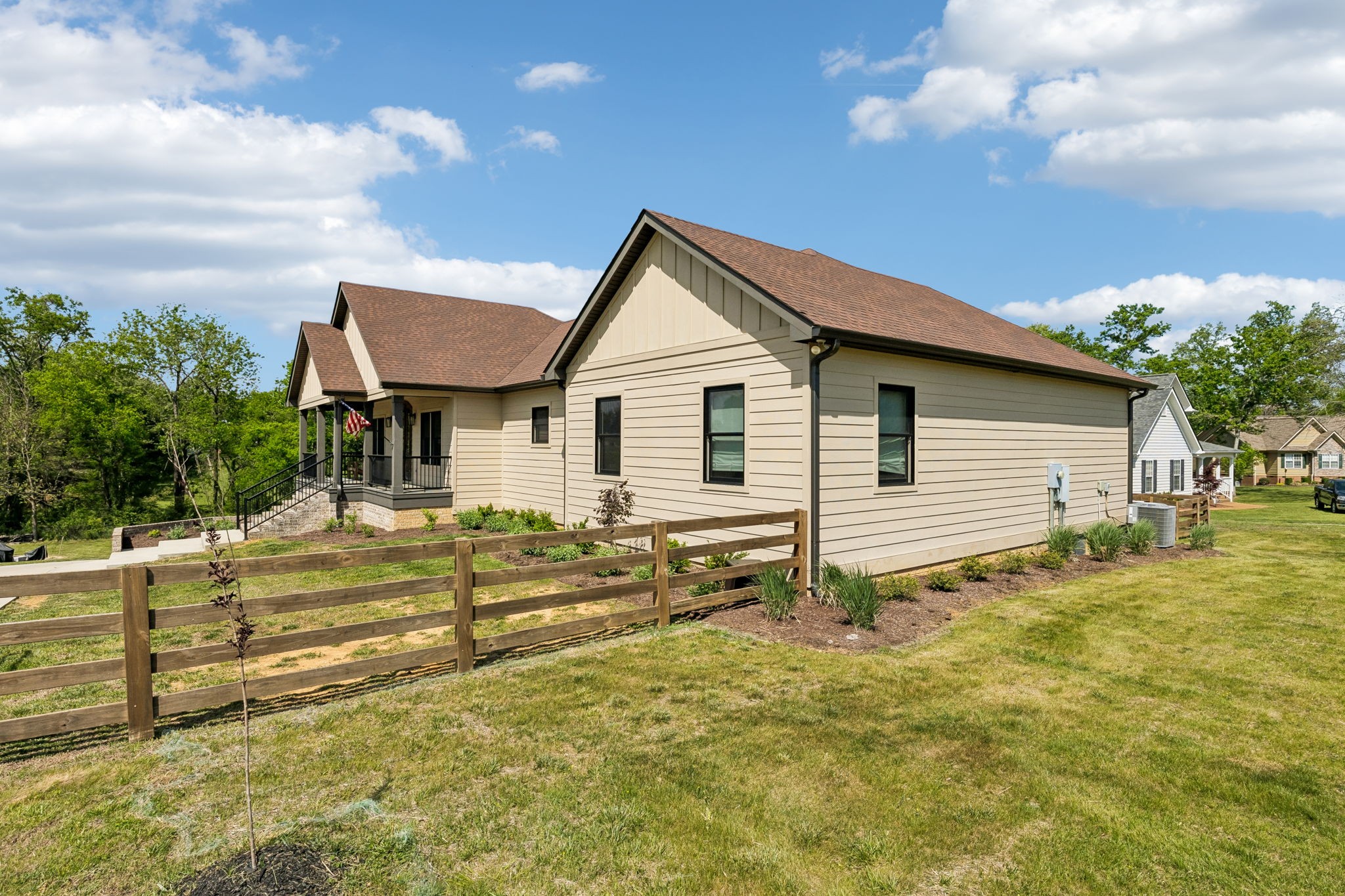 1201 Heelstone Ct