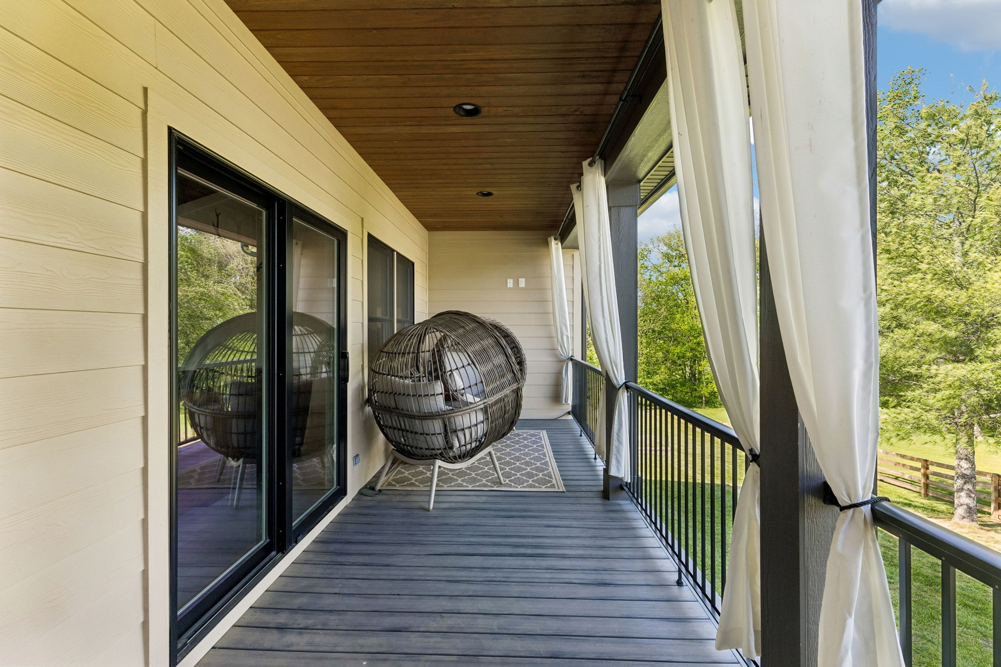 1201 Heelstone Ct