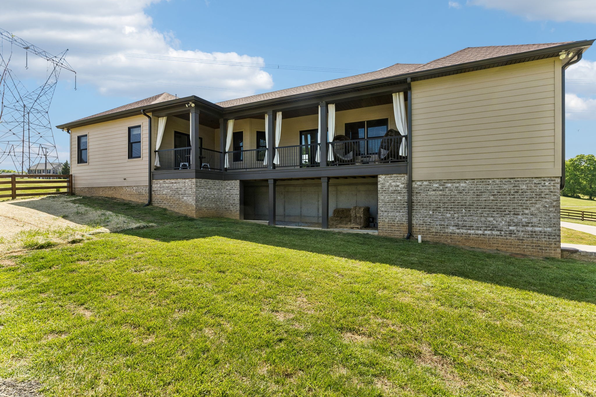 1201 Heelstone Ct