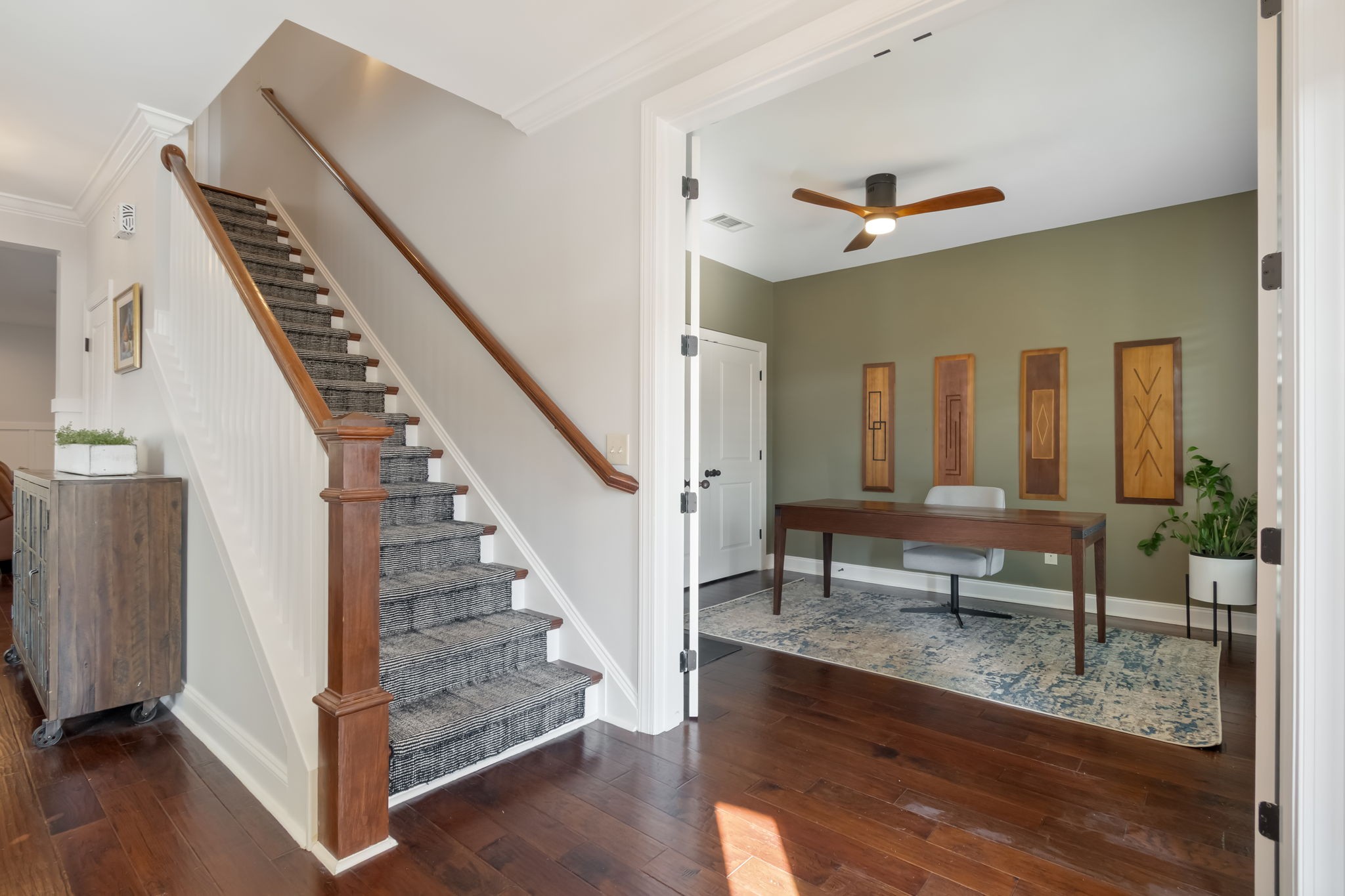 2323 Clare Park Dr