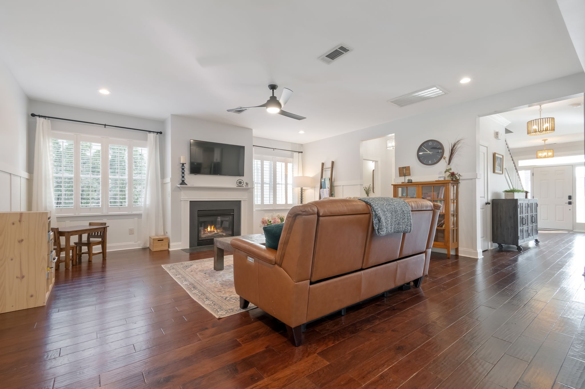 2323 Clare Park Dr
