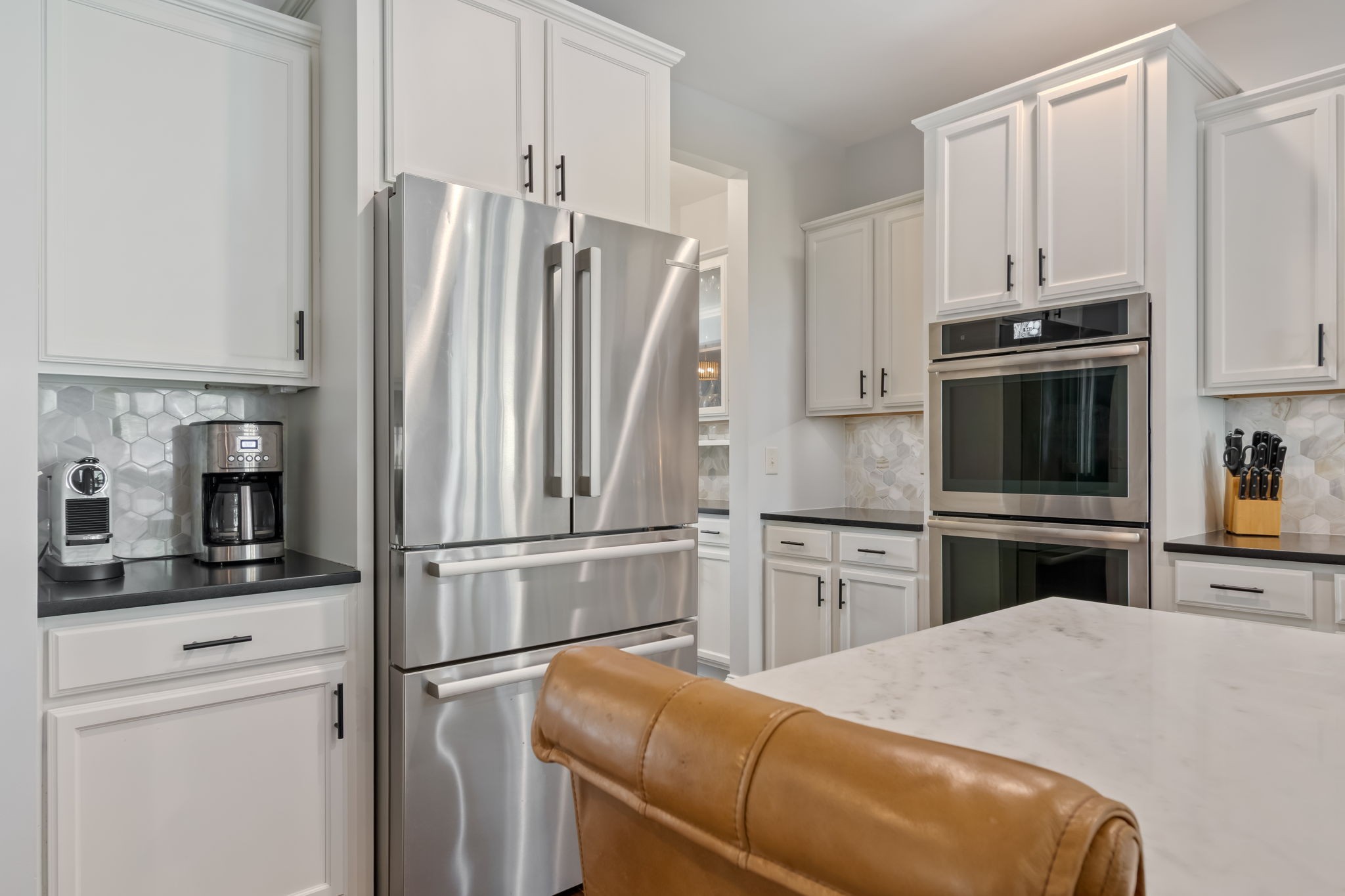 2323 Clare Park Dr