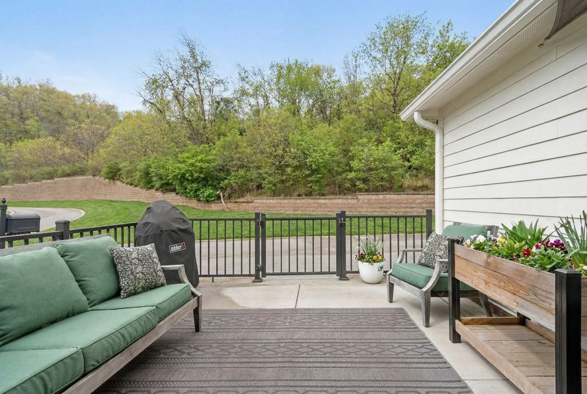 2323 Clare Park Dr
