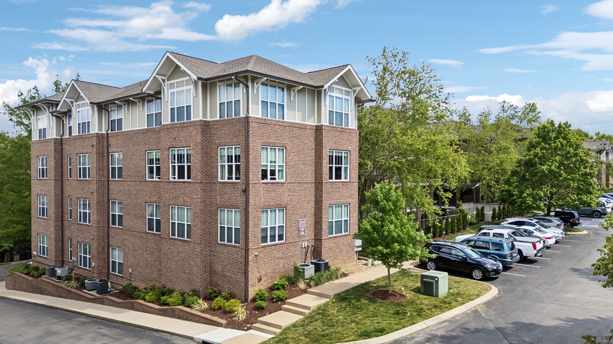 2310 Elliott Ave Unit: 125
