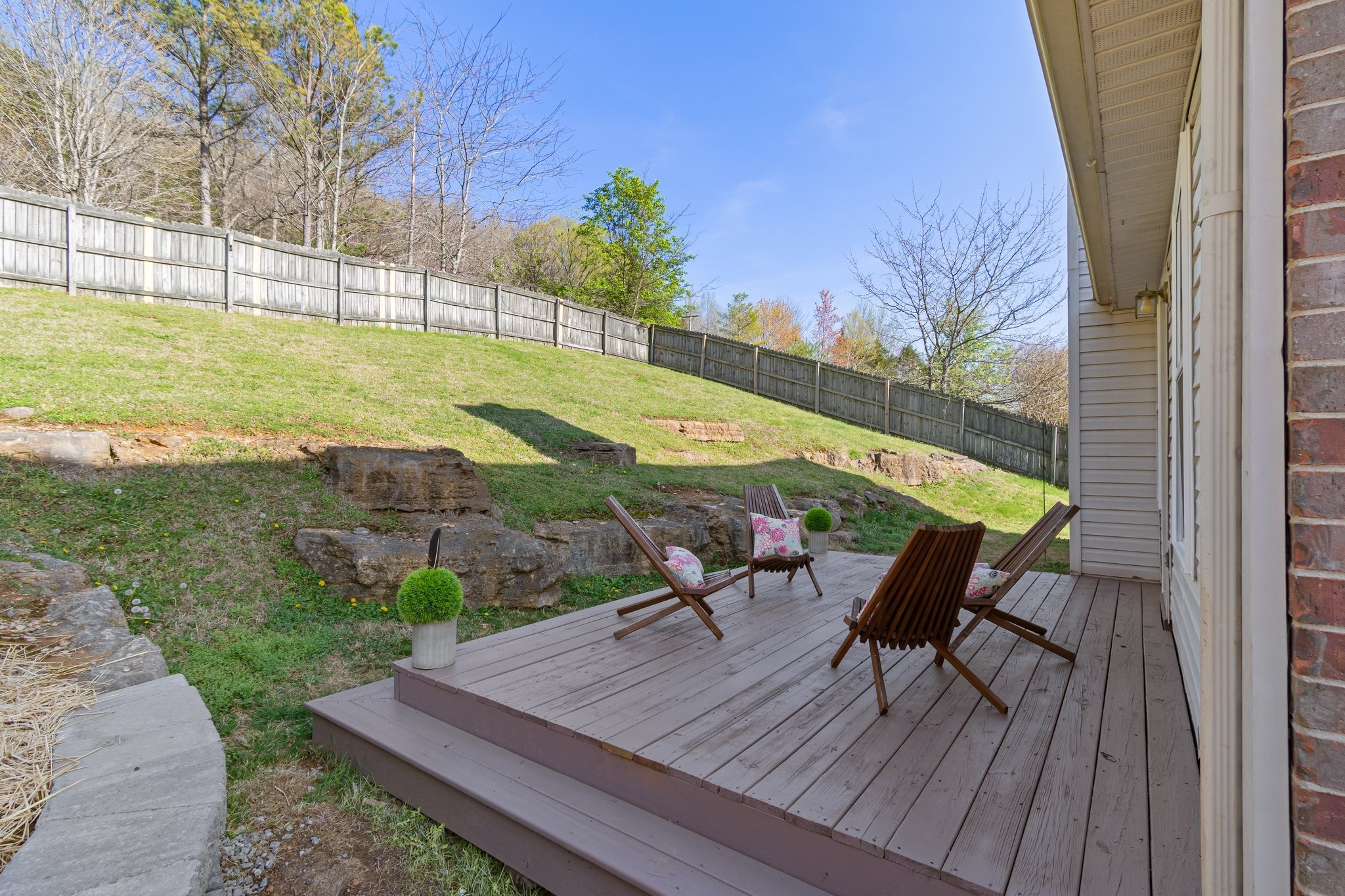 7825 Farmington Pl