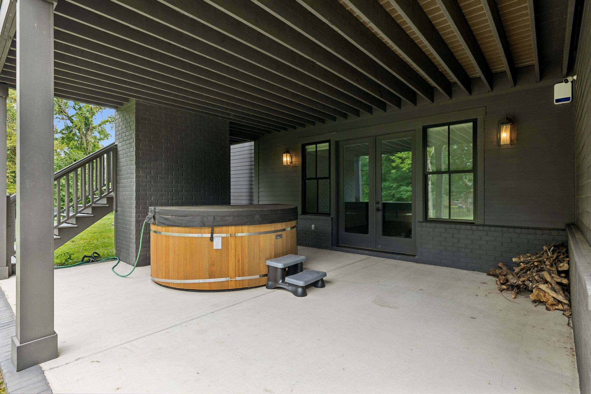 1209 Otter Creek Rd