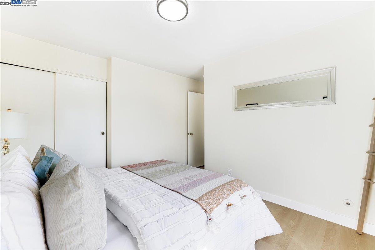 3707 Gainsborough Ter