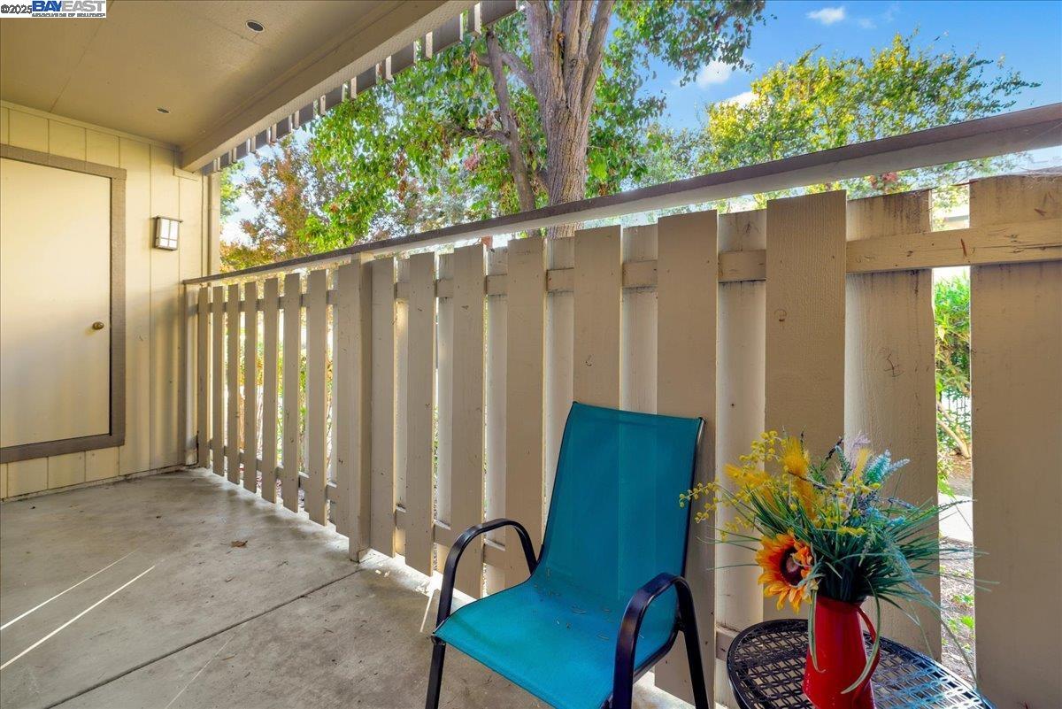 1439 Alma Loop