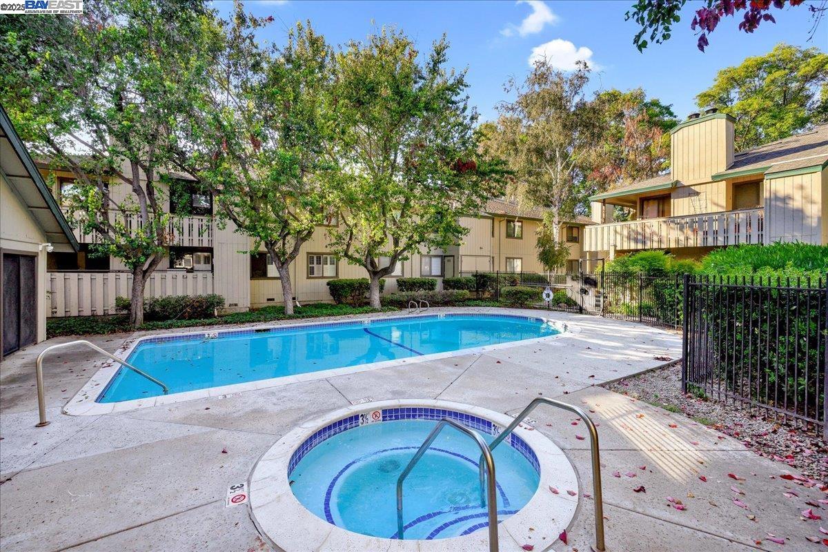 1439 Alma Loop