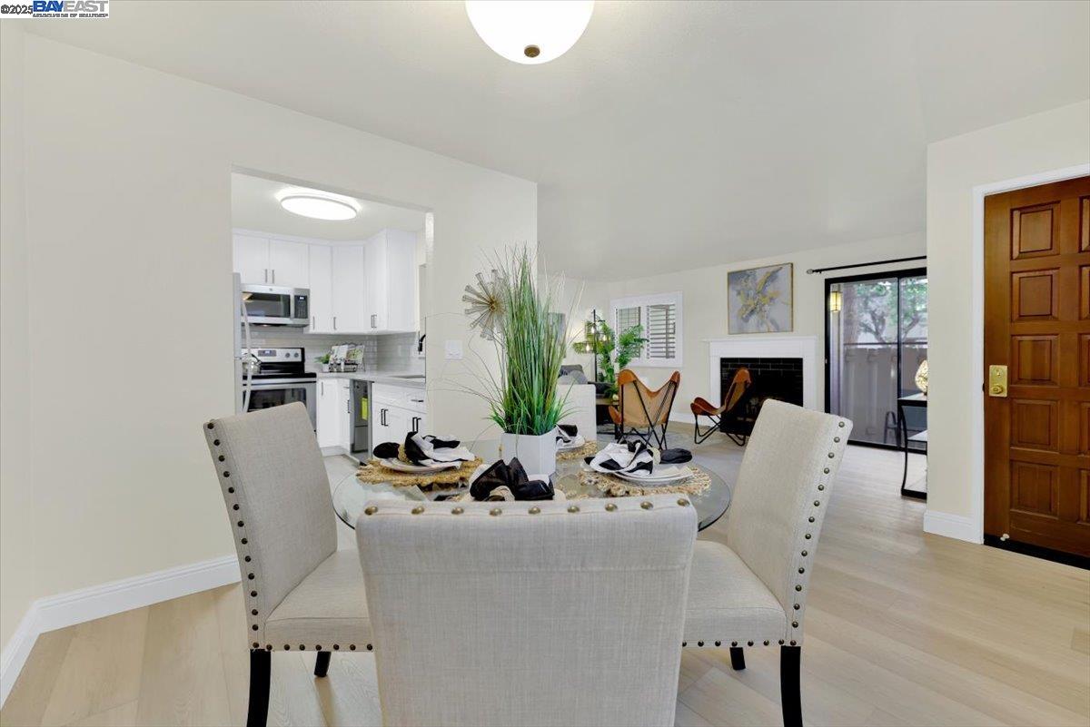 1439 Alma Loop