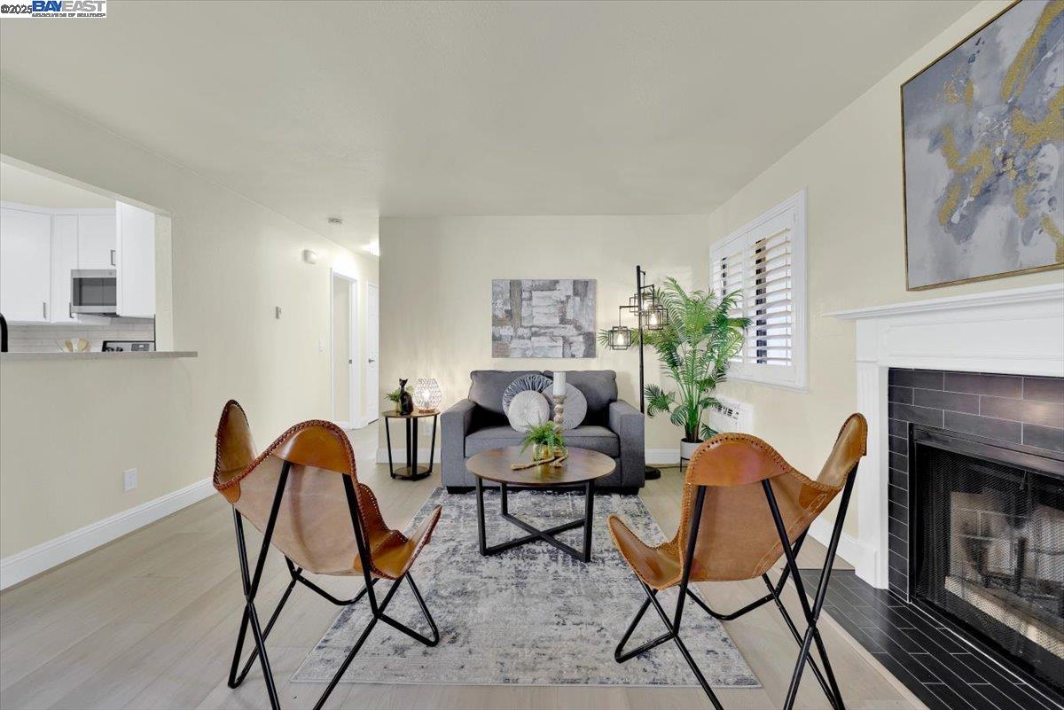 1439 Alma Loop