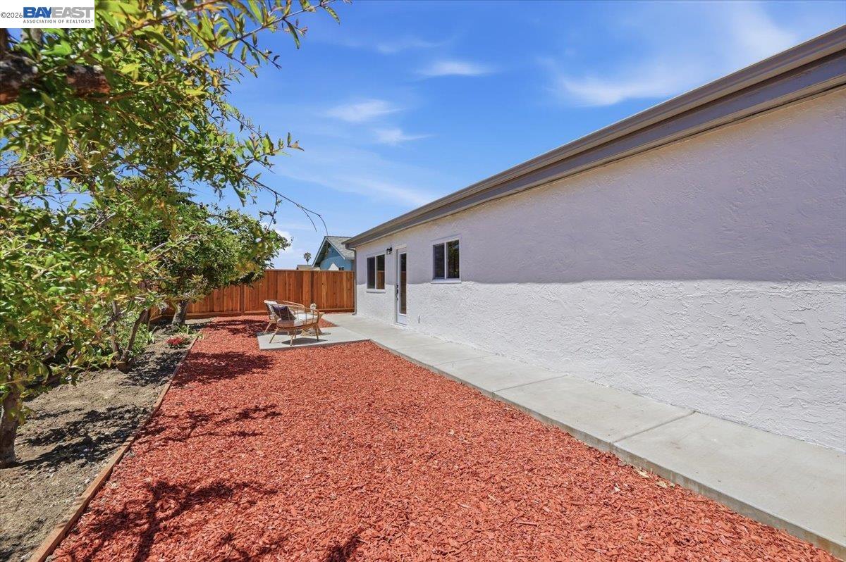 3536 Monmouth Pl