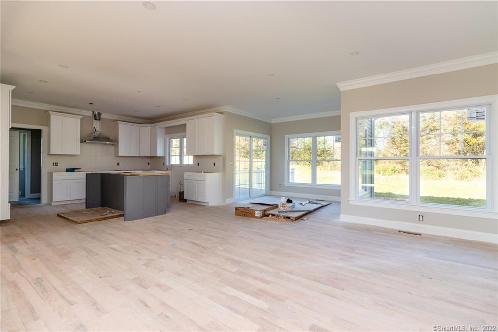 6 Tall Oaks Unit: 6