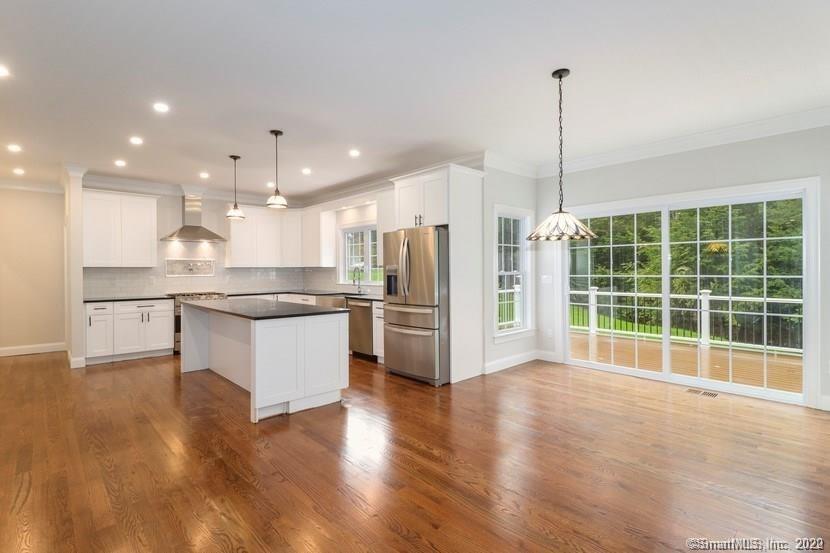 6 Tall Oaks Unit: 6
