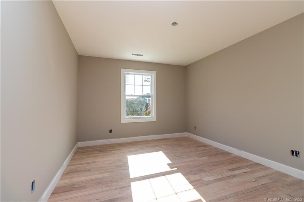 6 Tall Oaks Unit: 6