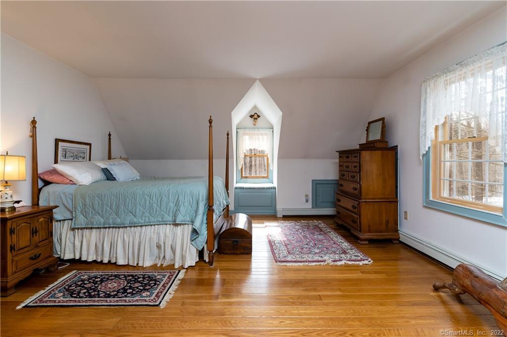 338 Good Hill