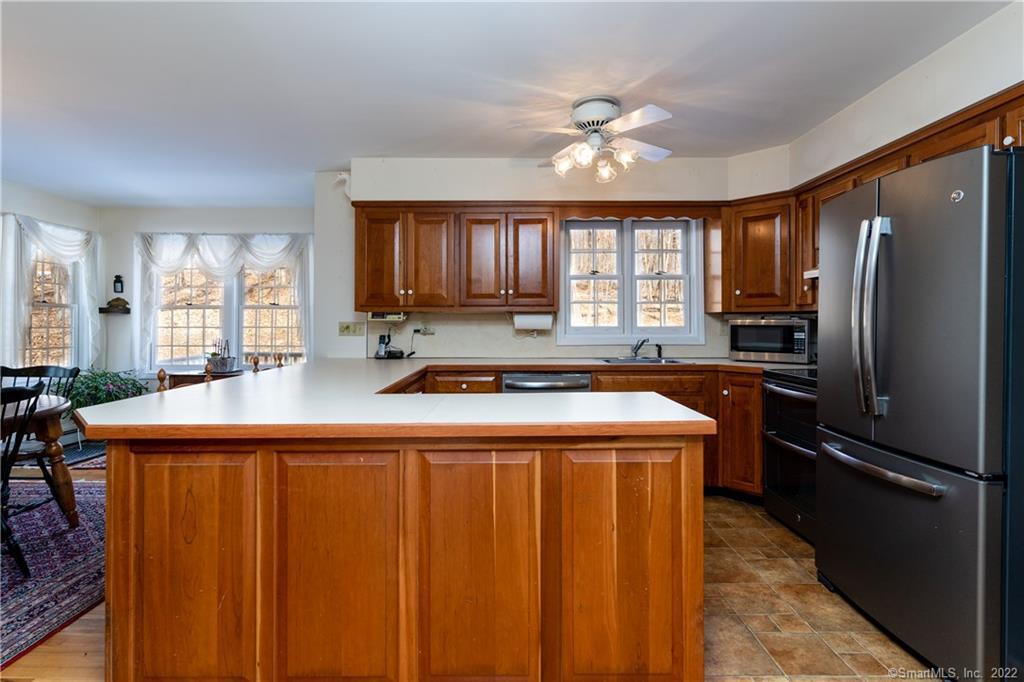 338 Good Hill