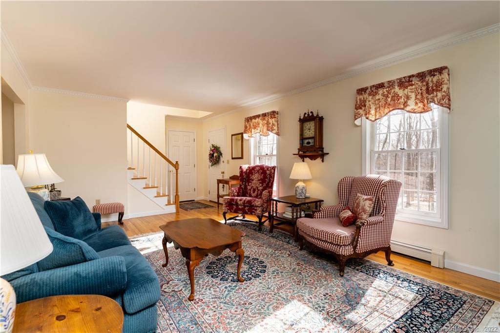 338 Good Hill