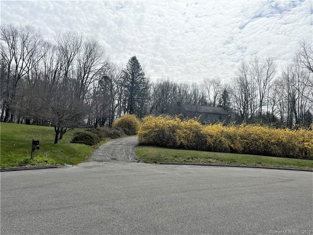 17 Saddle Ridge
