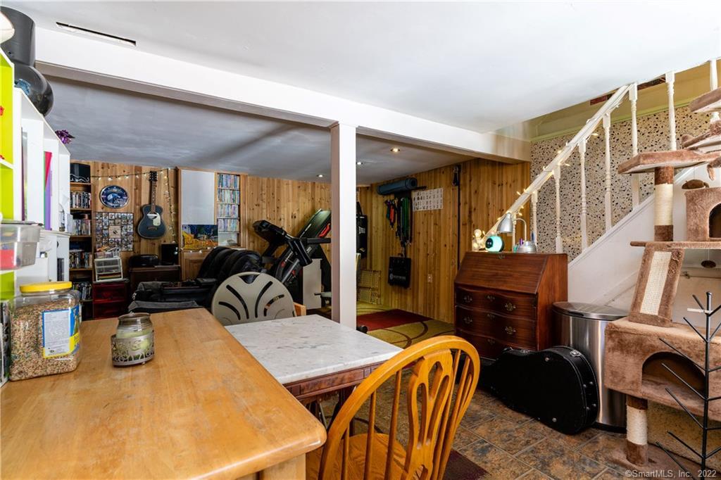 144 Lone Oak